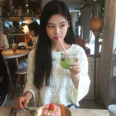 男人与婴儿